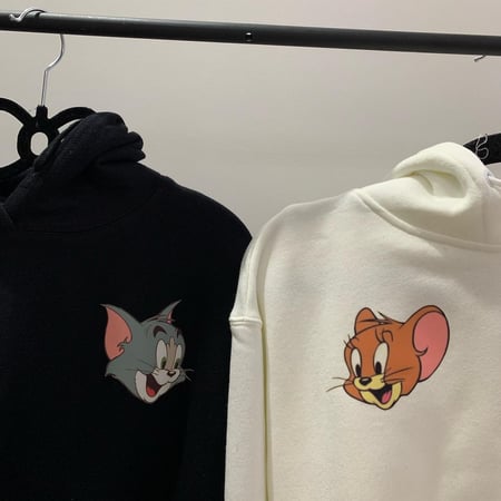 بلوفرات طباعه او تطريز حسب اختياركم