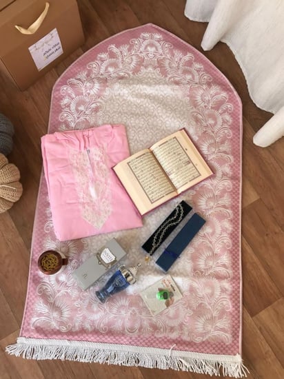 هدايا رمضان 2025 اطقم صلاة فاخرة هدية رمضانيه نسائيه سجادة مصحف شرشف