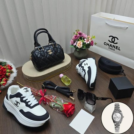 شنطه وشوز سبورت بوكس شانيل هدايا نسائي للعيد شوزات شنط نسائي جزم عطر