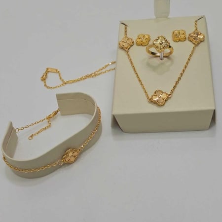 اكسسوارات للنساء