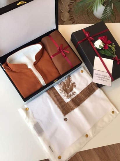 بوكس شتوي سديري جوخ دبل فيس جهتين قماش جفنشي شال تغليف للرجال افكار