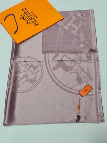 شالات شتوي ماركه هيرمز نسائي