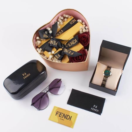 هدايا عيد الميلاد للبنات