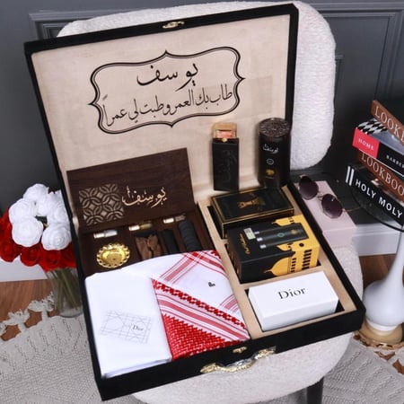 هدايا رجالية بوكس ماركة ديور اطقم رجالي للرجال شماغ قماش عطر مبخره