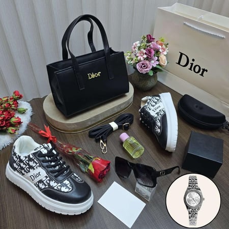 افضل طقم ديور نسائي تميزي من متجر ميرا