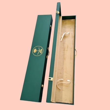 عصا زينة راقية بمقبض كروي مميز من الإكريليك صناعة إسبانية بخامة من خشب الزان