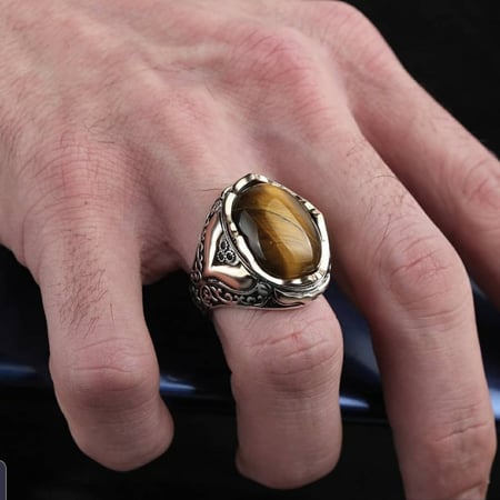 خاتم راقي من الفضة الخالصة مرصع بحجر عقيق عين النمر