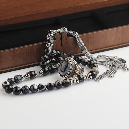 طقم سبحة وخاتم من الفضة الخالصة وأحجار العقيق السليماني