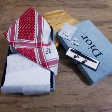 طقم رجالي من ديور