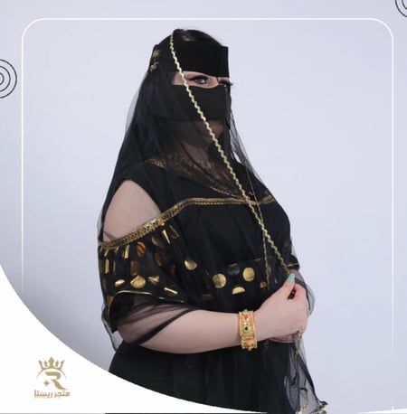 فستان نسائي يوم التاسيس