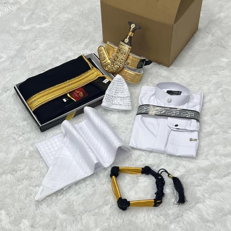 طقم ملابس ولادي