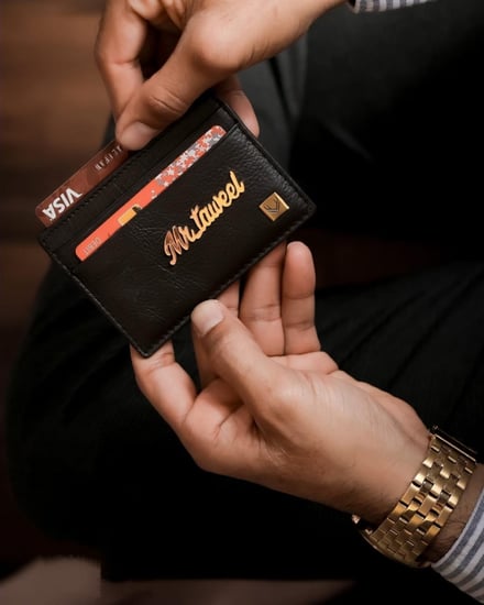 محفظه بالاسم