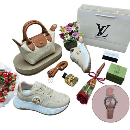 شنط نسائيه مع شوزات