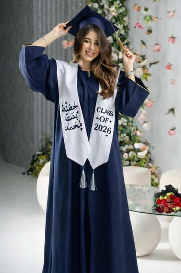 عبايات تخرج 2026