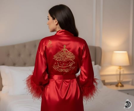 تفصيل وتطريز روب العروسه مع ريش حسب الطلب متوفرة بجميع المقسات