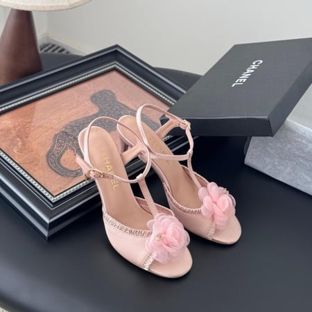 كعب شانيل هاي كوالتي