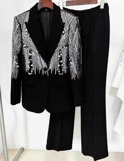 بدله نسائية