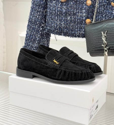 لوفر سان لوران