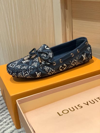 لوفر لويسفيتون هاي كوالتي