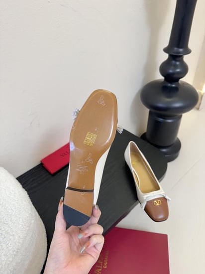 حذاء فالنتينو هاي كوالتي