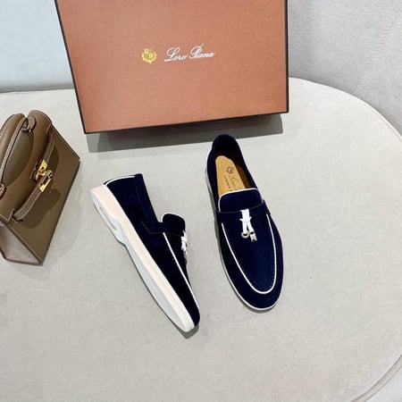 لوفر لوروبيانا