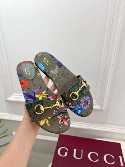 سليبرز قوتشي هاي كوالتي