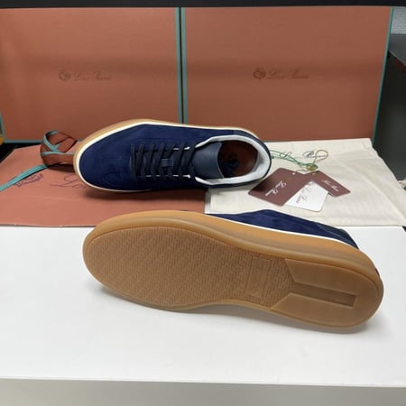 حذاء لوروبيانا