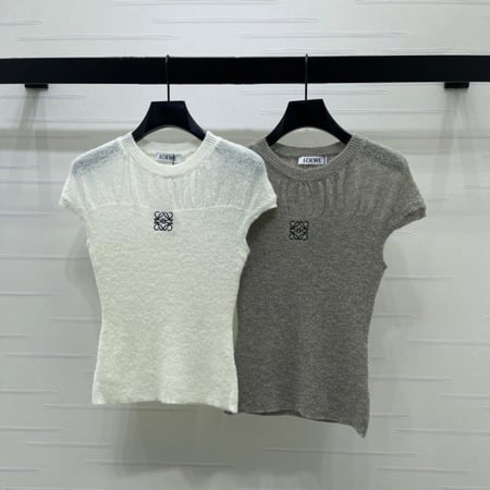 تيشيرت لويفي