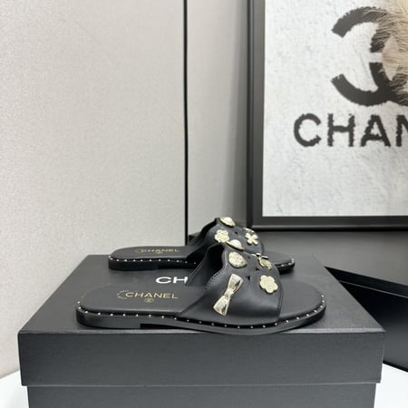 سليبرز شانيل