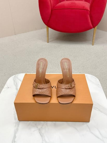 كعب لويسفيتون هاي كوالتي