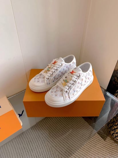 سنيكرز LV هاي كوالتي