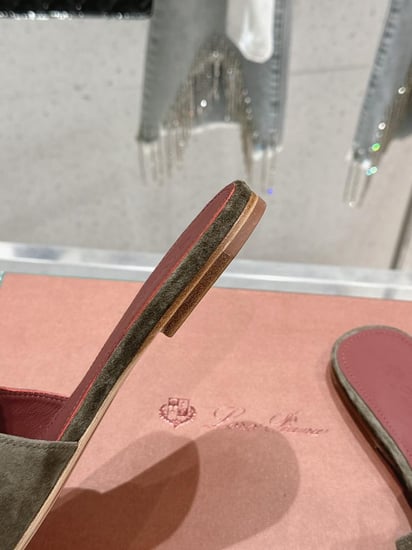 سليبرز لوروبيانا