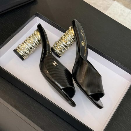 كعب شانيل هاي كوالتي