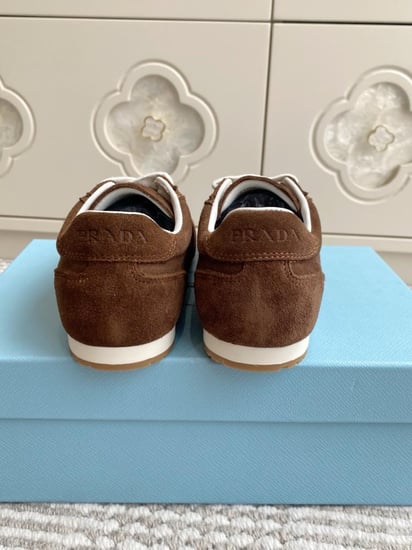 حذاء برادا هاي كوالتي