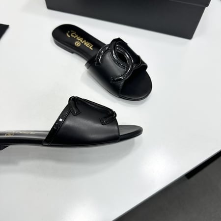 سليبرز شانيل