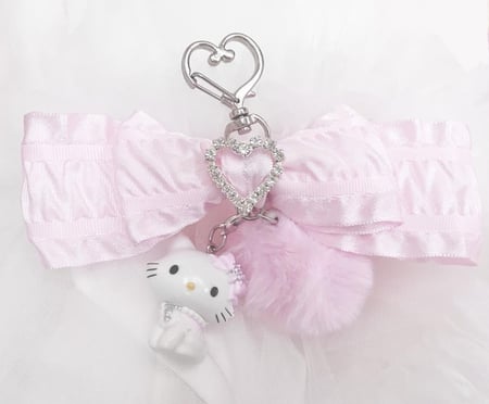 Charmmykitty pink fluff