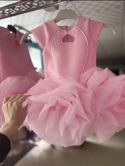 فستان ازهار الربيع ( الجوري الوردي) Spring flower dress (pink roses)