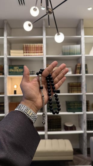 سبحة بكلايت اسود ملكي