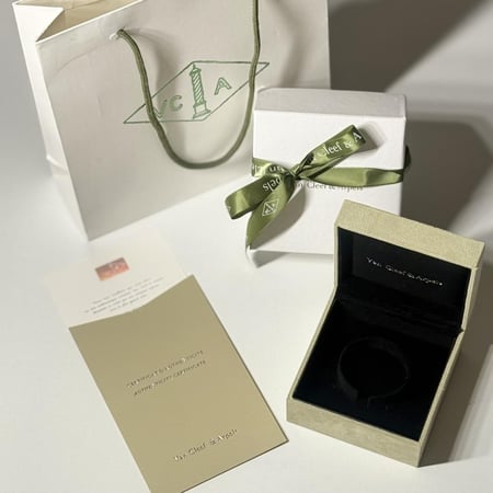 اسوارة فان كليڤ - flowers