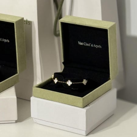 بكج فان كليف 5 قطع - شامل الملحقات