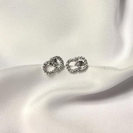 طقم ديور بفصوص فضي - شامل الملحقات