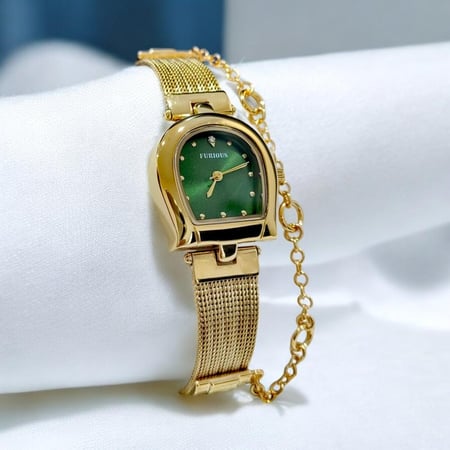 ساعه نسائيه موديل اقنـر ذهبي ميناء زيتي