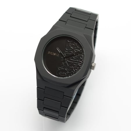 ساعه رجاليه بسير الكاربون اسود ميناء اسود عربيه