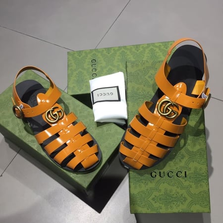 جزم حذاء شوز صندل قوتشي gucci - الخطوة الانيقة
