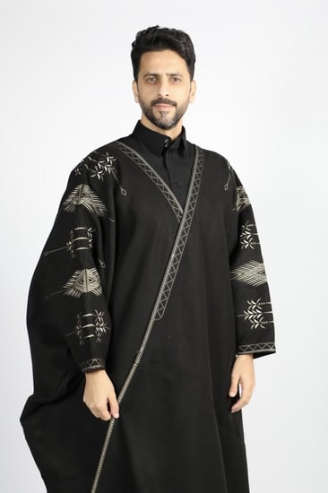 جبة الباحة - لون اسود