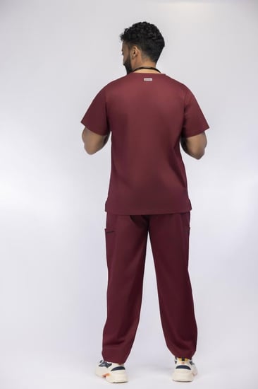 سكرب كلاسيك للجنسين عنابي