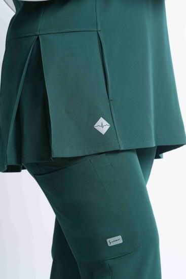 سكرب  مودرن نسائي أخضر