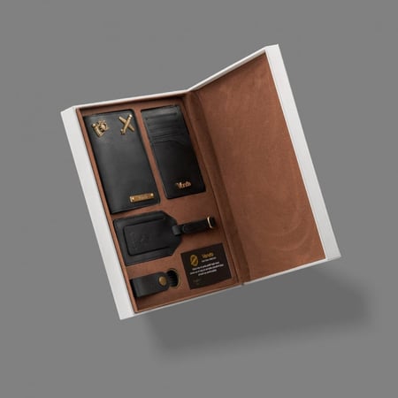 بوكس السفر من فوندو Vondo باللون اسود كلاسيك