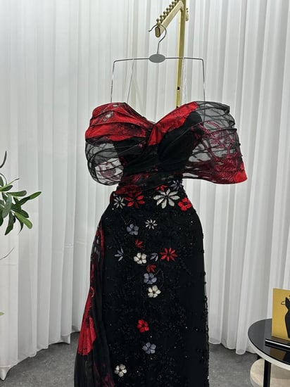 فستان سهرة قماش باربي مع شك