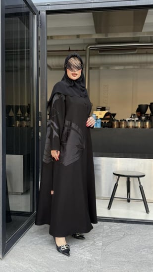 عبايه تطريز